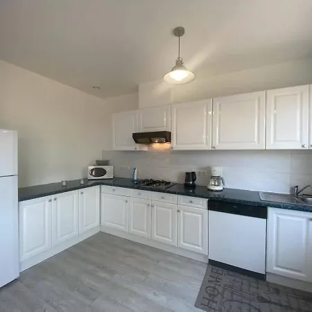 La Maison Des Pins Tatil Evi