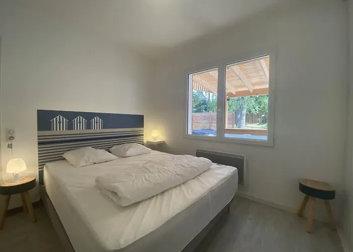 La Maison Des Pins *